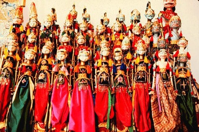 Wayang golek, rối làm bằng gỗ