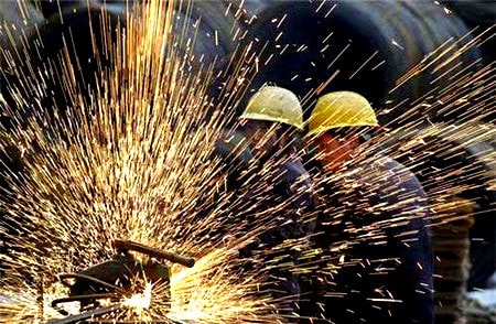 Sắp xếp DNNN - mở đầu cho tái cấu trúc nền kinh tế ảnh 1