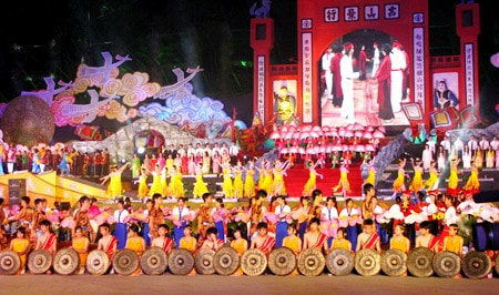 Giỗ tổ Hùng Vương, lễ hội đền Hùng 2011: 14 địa phương góp giỗ ảnh 2