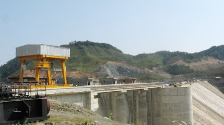 Đập tràn và đập dâng
