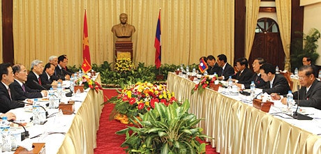 Tổng bí thư, Chủ tịch Nước Lào Choummaly Sayasone hội đàm với Tổng bí thư, Chủ tịch QH Nguyễn Phú Trọng