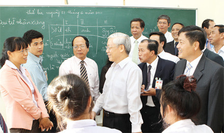 Thăm trung tâm đào tạo tiếng Việt, tỉnh Savannakhet Thăm trung tâm đào tạo tiếng Việt, tỉnh Savannakhet