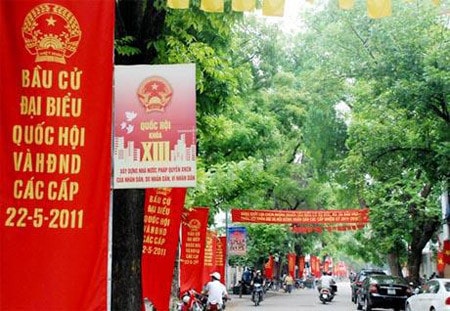 Không đánh đồng tuyên truyền, cổ động với quảng cáo