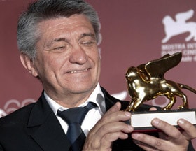 Đạo diễn A. Sokurov với giải Sư tử Vàng