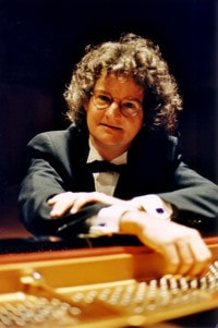 Nghệ sỹ Martyn van den Hoek