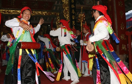 Dập dìu Trống Bồng gọi hội ... ảnh 1