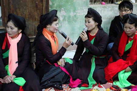 Liền chị làng Diềm