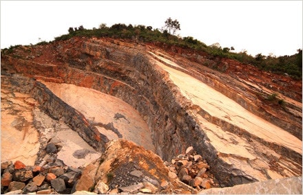 Mỏ đá xanh Vinastone