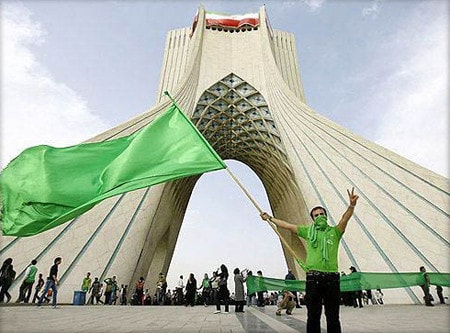 Cuộc biểu tình của phong trào Xanh tại Iran năm 2009 Nguồn: AFP