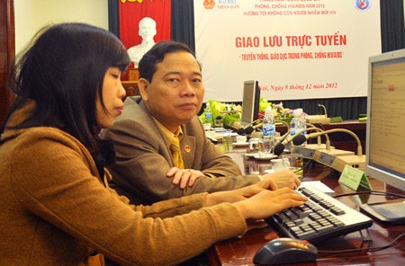 Giao lưu trực tuyến về truyền thông, giáo dục trong phòng, chống HIV/AIDS ảnh 10