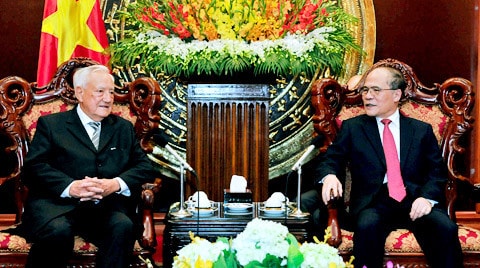 Chủ tịch QH Nguyễn Sinh Hùng tiếp Nguyên Chủ tịch Thượng viện Pháp, Chủ tịch Nhóm Nghị sỹ Hữu nghị Pháp - Việt Christian Poncelet