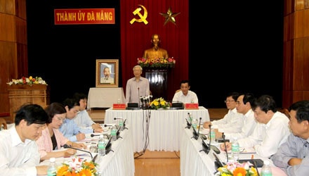 Tổng bí thư Nguyễn Phú Trọng làm việc với Lãnh đạo chủ chốt Thành phố Đà Nẵng Ảnh: Trí Dũng