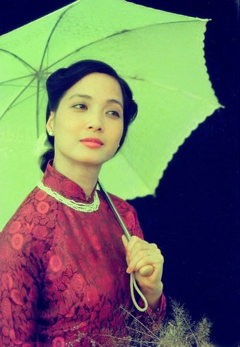 NSND Lê Khanh mang gương mặt mới: đạo diễn