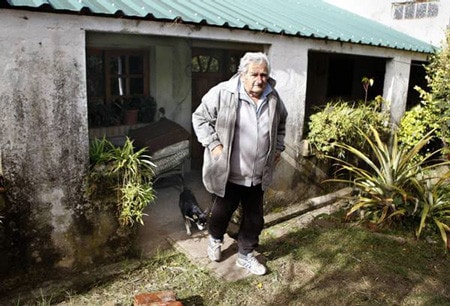 Tổng thống Uruguay Jose Mujica sống giản dị trong căn nhà ở ngoại ô