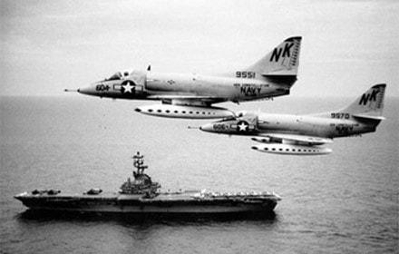 Máy bay Mỹ tham gia chiến dịch Mũi tên xuyên 5.8.1964