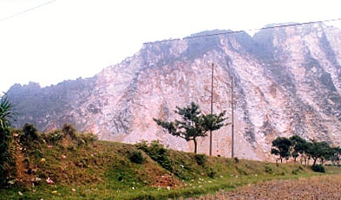 Đập Đông Hang - đập ngăn lũ của nghĩa quân Nguyễn Chích Nguồn: vanhoadoisong.vn