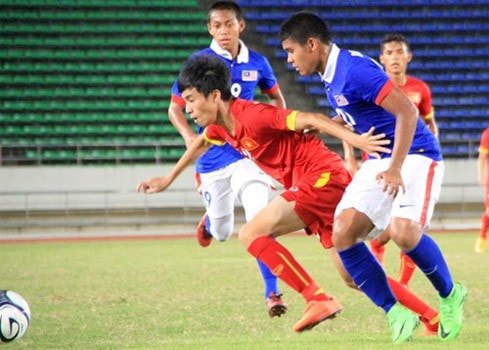 U19 Việt Nam và U19 Malaysia chia điểm với tỷ số hòa không bàn thắng. Ảnh: Thanh Niên