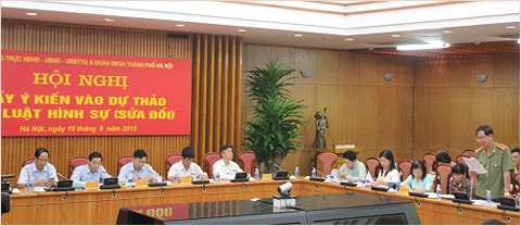 Thường trực HĐND - UBND - UBMTTQ TP Hà Nội tổ chức Hội nghị lấy ý kiến vào dự thảo Bộ luật Hình sự sửa đổi Ảnh: D. Linh