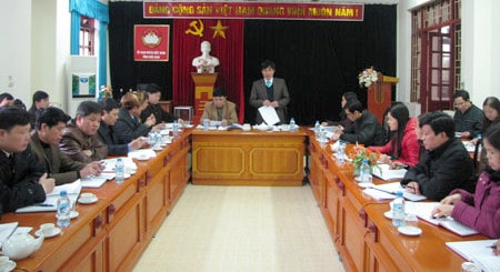 Ban Thường trực Ủy ban MTTQ tỉnh Bắc Kạn tổ chức Hội nghị hướng dẫn nội dung, thủ tục, trình tự giới thiệu người ứng cử đại biểu Ảnh: X. Nghiệp