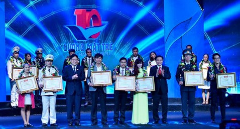 10 gương mặt thanh niên tiêu biểu 2015