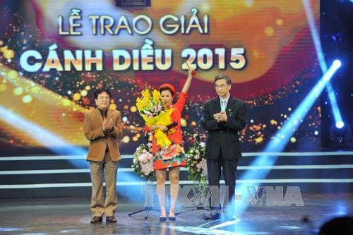 BTC trao giải phim truyện điện ảnh xuất sắc nhất năm 2015 cho phim 