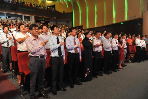 Xúc động chương trình nghệ thuật “Tổ quốc nhìn từ biển” ảnh 2