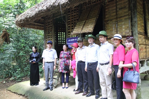 Lán Khuôn Tát, nơi Bác Hồ ký Sắc lệnh phong quân hàm Đại tướng cho Đại tướng Võ Nguyên Giáp (Ảnh: Chí Tuấn)