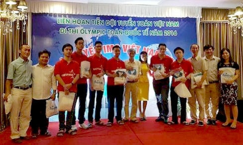 Đội tuyển Việt Nam dự thi Olympic Toán quốc tế 2016 trước ngày lên đường (Ảnh: vtc.vn)