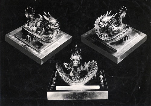 Ấn Hoàng Đế Chi Bảo vua Bảo Đại trao lại tại lễ thoái vị chiều 30.8.1945