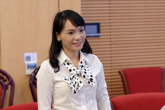 DS. Thạc sỹ Nguyễn Thị Vũ Thành - Phó Tổng Giám đốc Công ty Cổ phần Dược phẩm GoldHealth Việt Nam trao đổi tại Tọa đàm