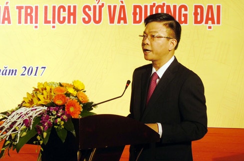 Bộ trưởng Bộ Tư pháp Lê Thành Long phát biểu Khai mạc Hội thảo
