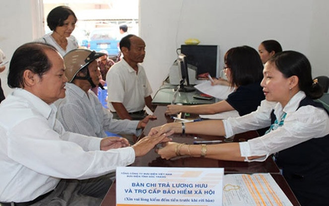 Người lao động thực hiện giám định sức khỏe để hoàn thiện thủ tục xin nghỉ hưu