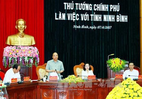Thủ tướng Nguyễn Xuân Phúc phát biểu tại buổi làm việc (Ảnh TTXVN)