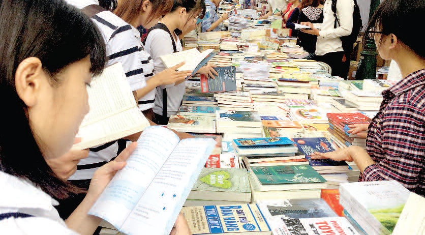 Độc giả vẫn còn yêu mến sách giấy