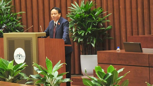 Chủ nhiệm Ủy ban Quốc phòng và An ninh Võ Trọng Việt phát biểu tại hội trường