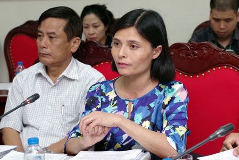 Bà Nguyễn Minh Thảo, Trưởng ban Ban Môi trường kinh doanh và Năng lực cạnh tranh, Viện Nghiên cứu Quản lý Kinh tế TƯ phát biểu tại Tọa đàm