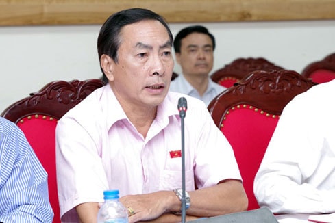 Ông Phạm Văn Hòa, Phó trưởng đoàn chuyên trách Đoàn ĐBQH tỉnh Đồng Tháp phát biểu tại Tọa đàm