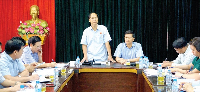 Trưởng ban Pháp chế HĐND TP Nguyễn Hoài Nam phát biểu kết luận buổi làm việc Ảnh: P.Long