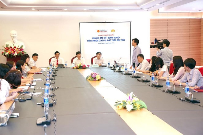 PGS, TS Đỗ Chí Nghĩa, Tổng biên tập Báo ĐBND phát biểu khai mạc Tọa đàm