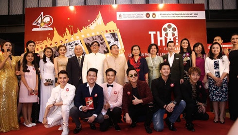 Các nghệ sĩ Thái Lan và Việt Nam tham dự Liên hoan phim Thái Lan tại TP Hồ Chí Minh năm 2016
