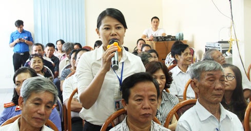 Cử tri phường Cầu Đất phát biểu