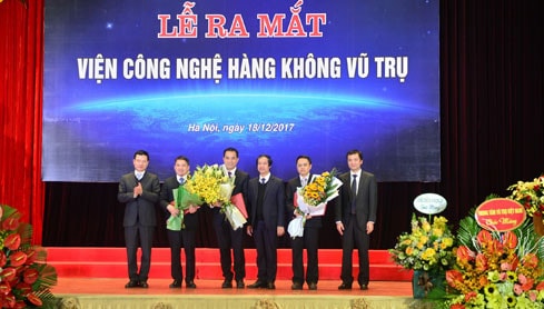 Lễ ra mắt Viện Công nghệ hàng không vũ trụ.