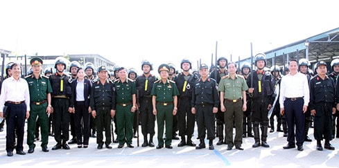 Phó Chủ tịch Quốc hội Đỗ Bá Tỵ thăm, làm việc và chúc tết Trung đoàn Cảnh sát cơ động 29,Bộ Quốc phòng