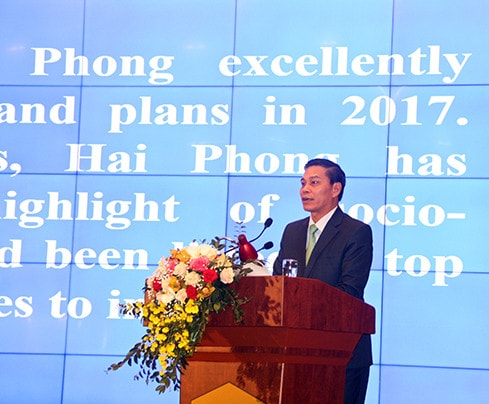 Chủ tịch UBND TP Nguyễn Văn Tùng phát biểu tại cuộc gỡ cộng đồng DN