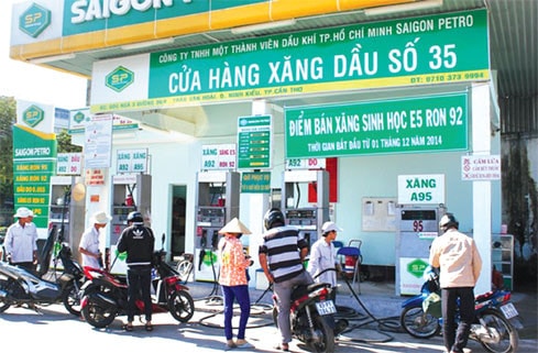 Lo ngại xăng dầu sẽ độc quyền khi ngừng bán xăng A95