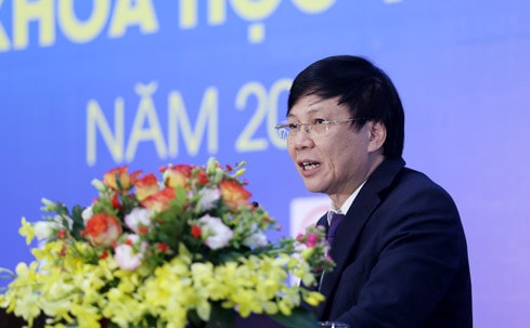 Phó Chủ tịch Thường trực Hội nhà báo Việt Nam, Chủ tịch Hội đồng Chung tuyển Giải thưởng Báo chí toàn quốc về KH-CN Hồ Quang Lợi phát biểu tại Lễ trao giải