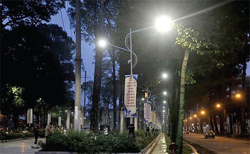 Đèn LED chiếu sáng tại Công viên Văn Lang
