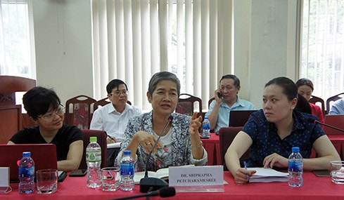 TS Sriprapha Petcharamesree (Thái Lan) cho biết, quyền tự do biểu đạt được ghi nhận trong Hiến pháp nhiều quốc gia, trong đó có Thái Lan. Tuy nhiên, quyền này cũng bị hạn chế.