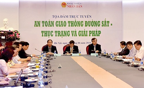 Toàn cảnh buổi tọa đàm Ảnh: Quang Khánh