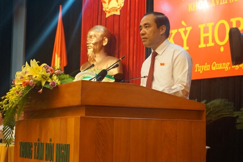 Ủy viên Trung ương Đảng, Bí thư Tỉnh ủy, Trưởng Đoàn ĐBQH tỉnh Chẩu Văn Lâm phát biểu chỉ đạo tại Kỳ họp Ảnh: Huyền Loan